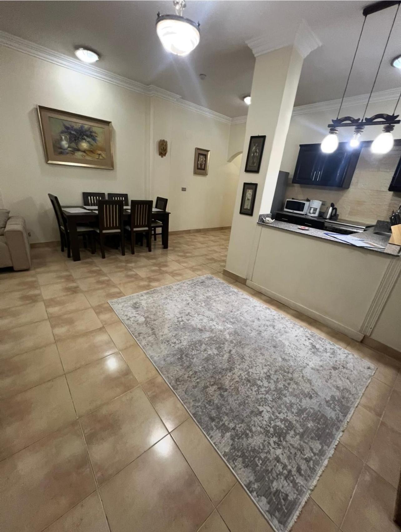 Apartament Karnak Flats *